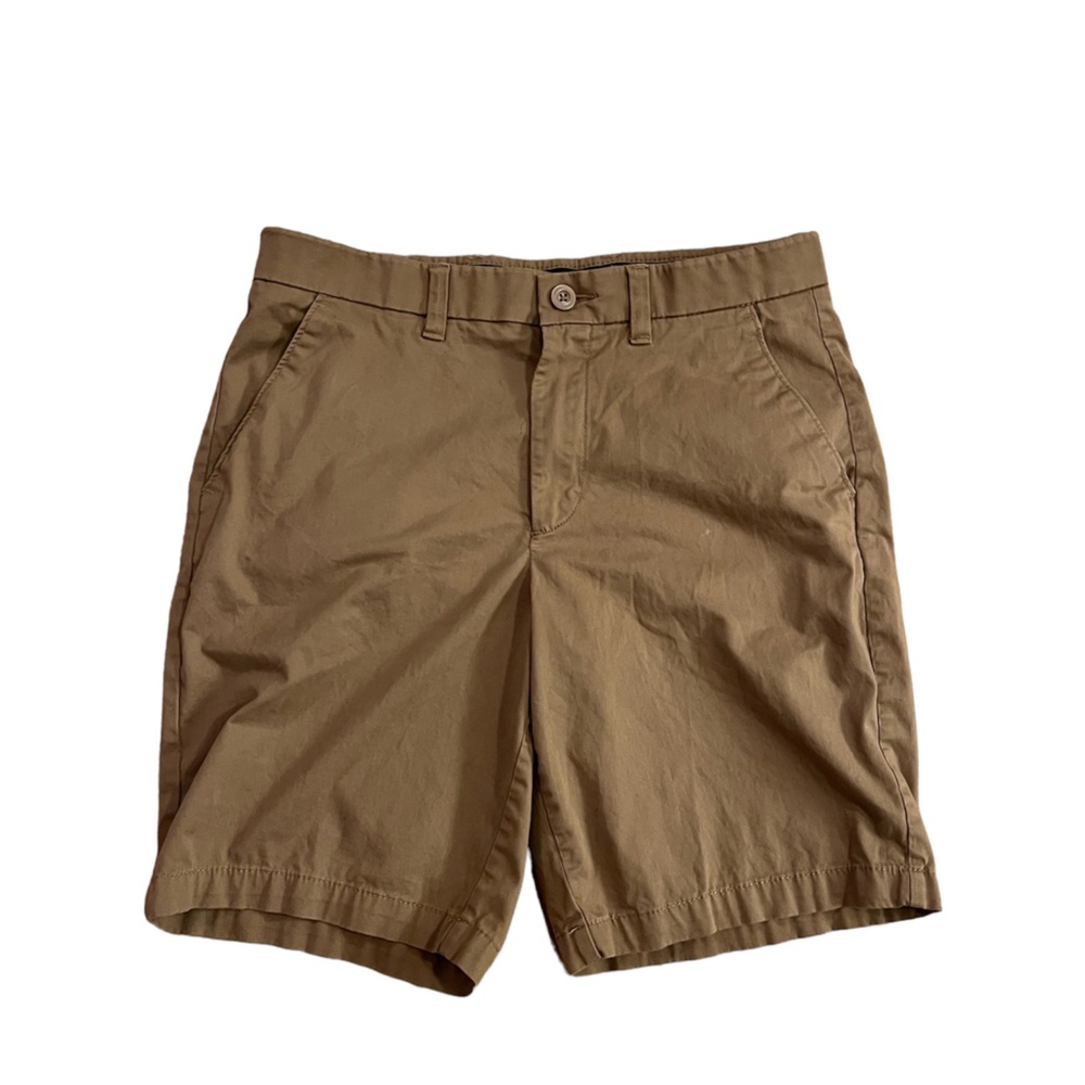 Men’s flat front shorts.